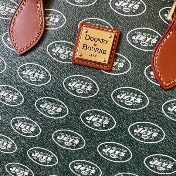 NFL NEW YORK JETS FOOTBALL DOONEY & BOURKE SATCHEL CROSSBODY BAG FAN / TAILGATE - Picture 8 of 16